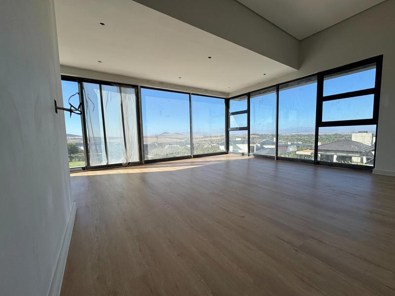 5 Bedroom Property for Sale in Clara Anna Fontein Western Cape